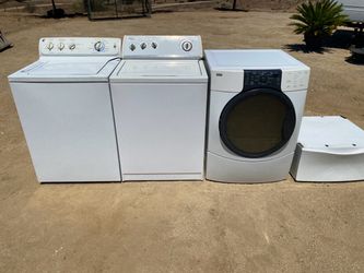 2-washer+ dryer and pedestal