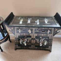 Chinese Style Black Lacquer Sideboard 