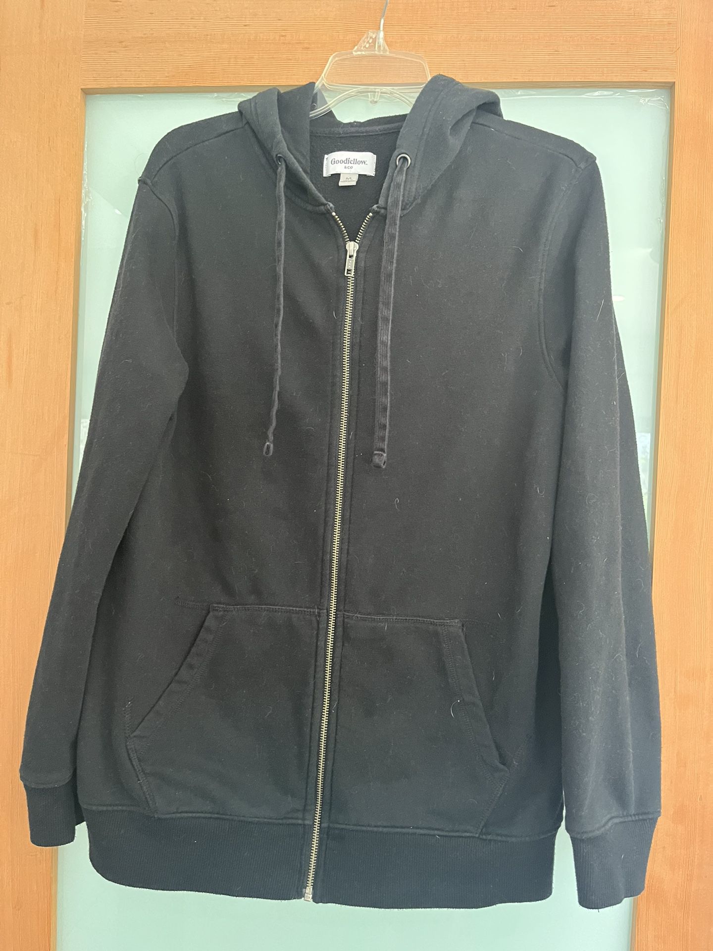 Goodfellow & Co * Black hoodie sweatshirt* size M *will give a lint wash before shipping;-)