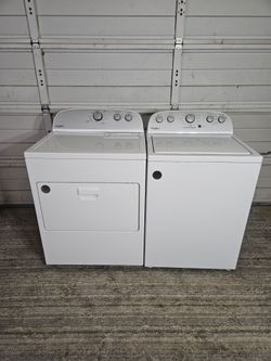 Whirlpool Washer And Electric Dryer Set