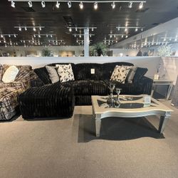 Black 2PC Chaise Sectional Couch