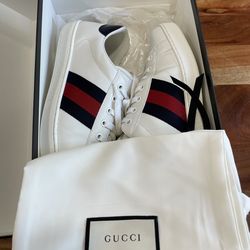 Men’s Gucci Ace Leather Sneakers