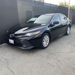 2018 Toyota Camry LE