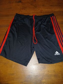 Mens size xl Adidas basketball shorts