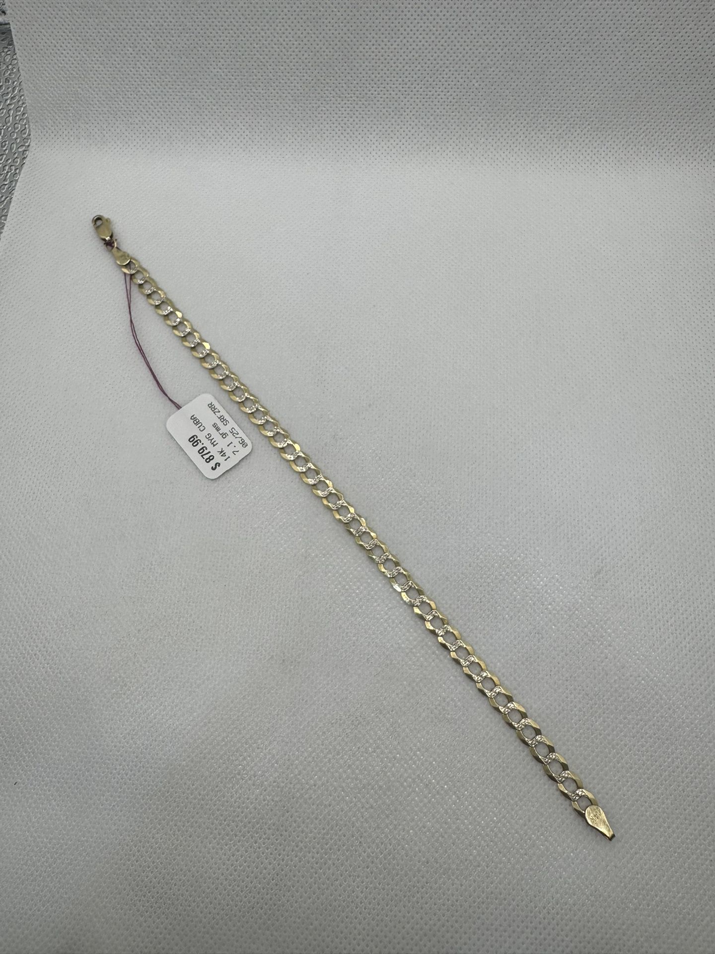 14kt , Two Tone Cuban Bracelet 7.1g