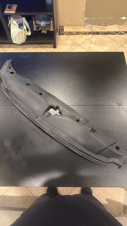 2006-2011 Honda Civic radiator support cover