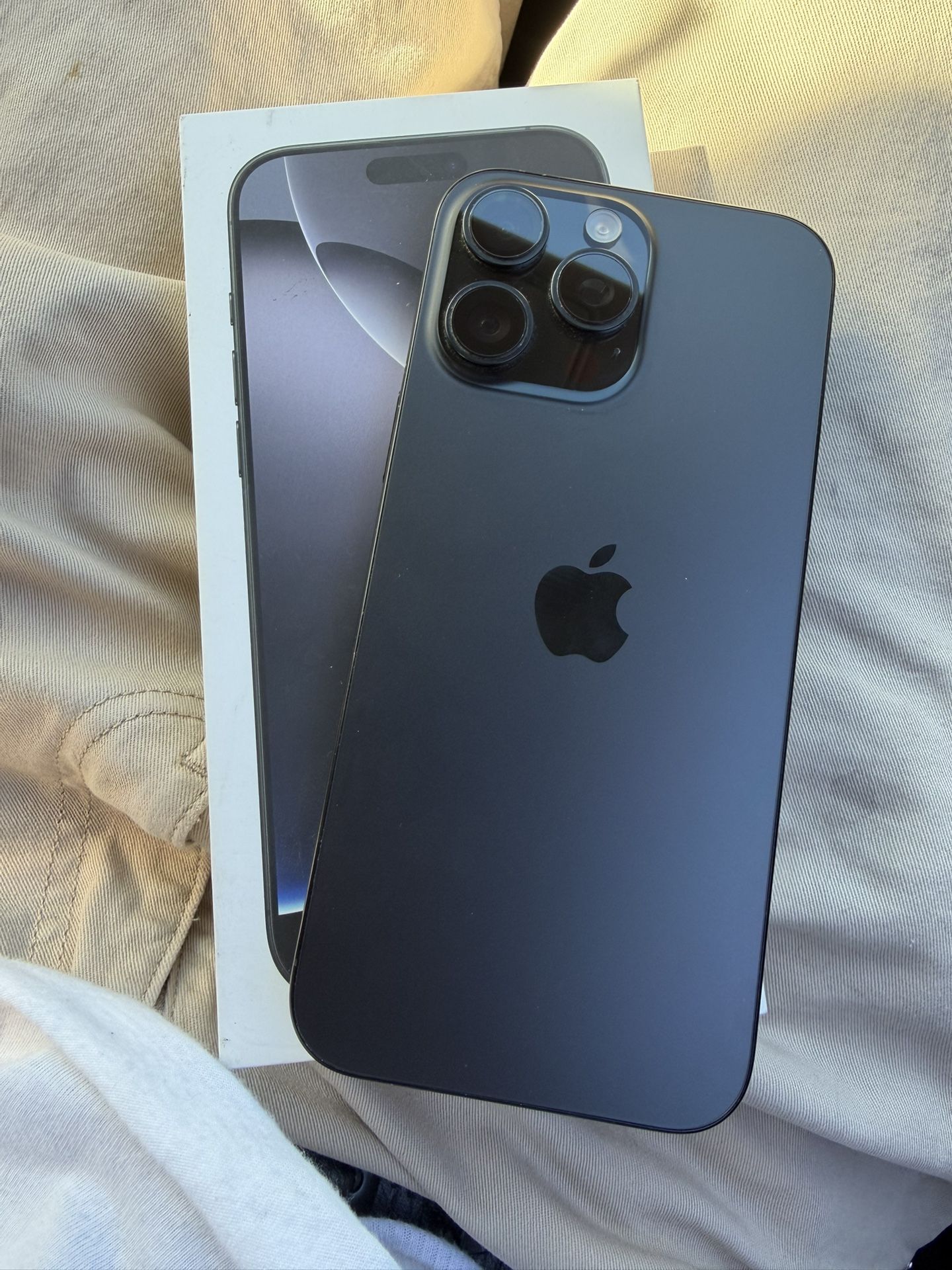 UNLOCKED ANY CARRIER APPLE IPHONE 16 PRO MAX 256GB ANY CARRIER