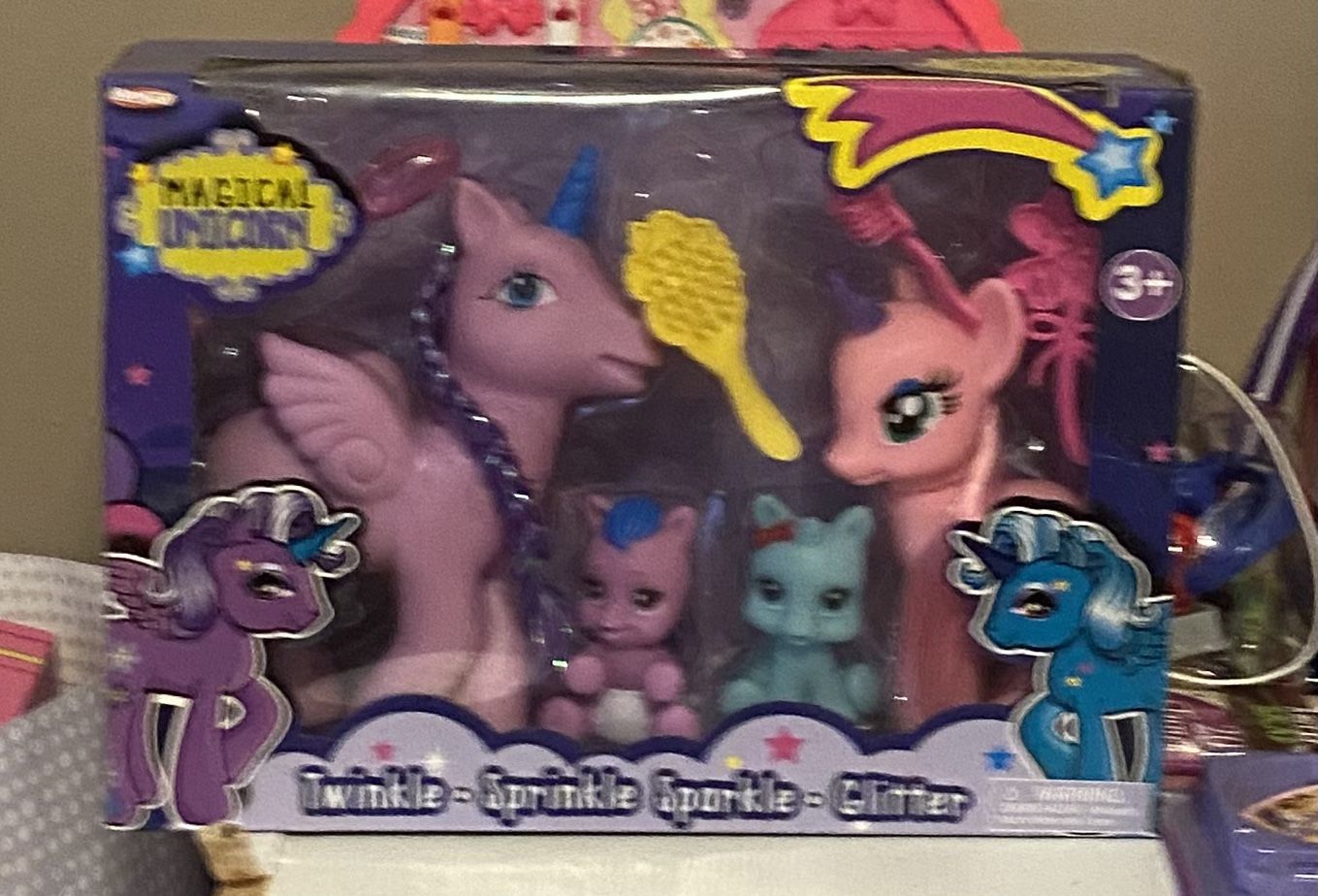 Magical Unicorns Family Set