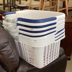 BRAND NEW Plastic Laundry Basket With Handle
