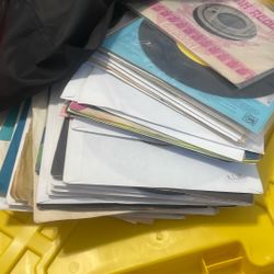 Lot of 45 Vinyl (Funk, Soul, Disco)
