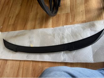 Carbon fiber spoiler