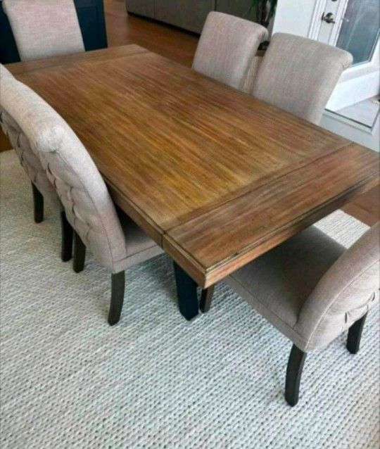 Dinning table and chairs