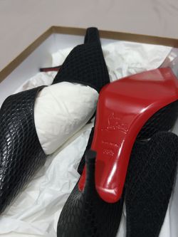 Christian Louboutin 38.5