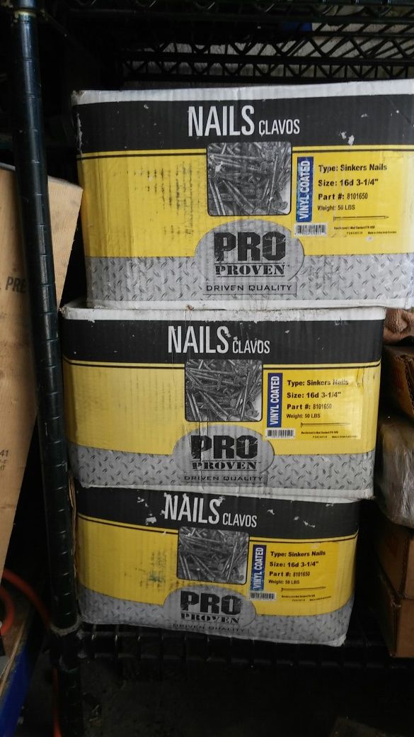 Vinyl coated sinkers / roofing nails.