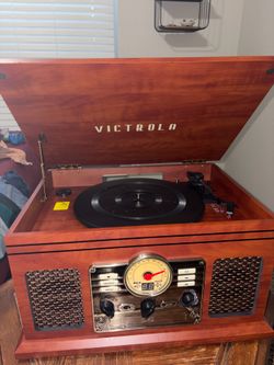 Victrola Record Player 6-in-1 player