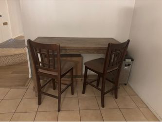 High table 2x high chairs