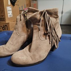 Sam Edelman Louie Suede Fringe Ankle Boots. Size 8. $60