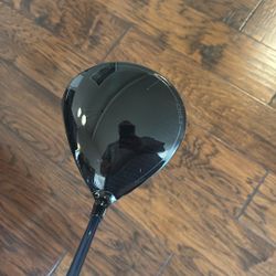 Taylor made Qi10 Max Driver  280.00 OBO