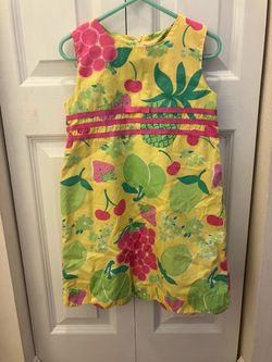 Lilly Pulitzer Fruit print size 5T