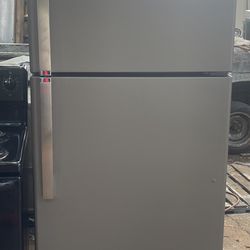Refrigerator G/E