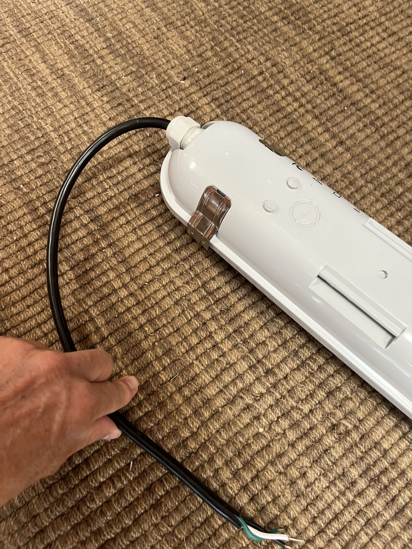 New 4 Ft Vapor Tight Waterproof LED Light