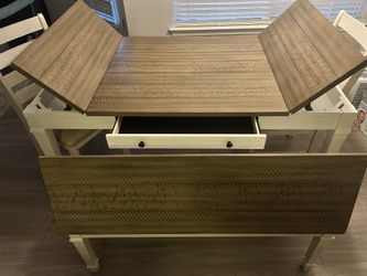 Ashley Signature Furniture 