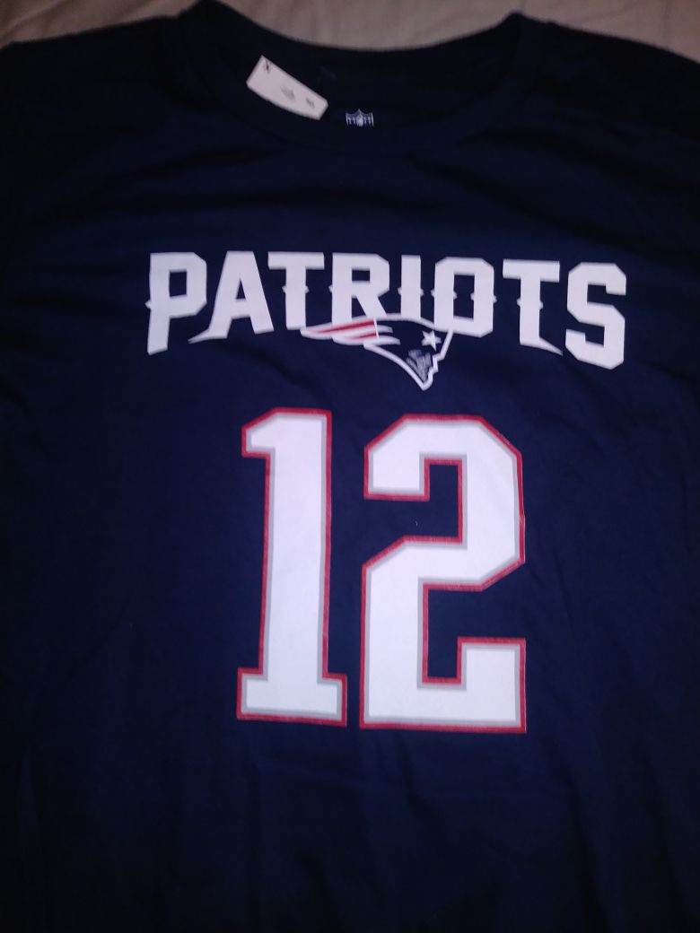 NFL Apparel!! New England Patriots!! #12 Tom Brady!! Youth T Shirts!! Check Description