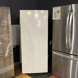 13 Cubic Ft. Frigidaire Upright Freezer‼️‼️