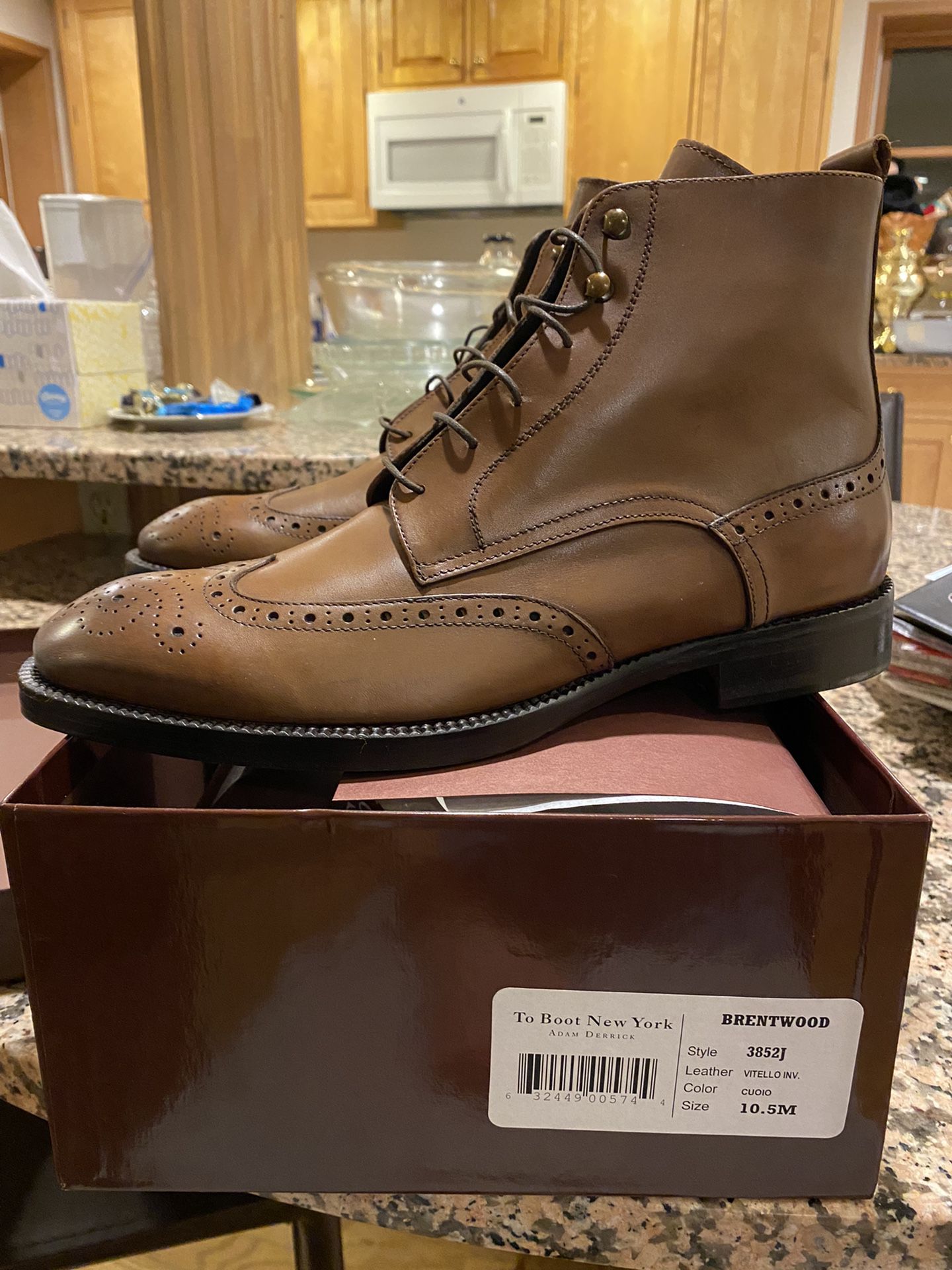 To Boot New York Adam Derrick Brentwood Wingtip Boots Size 10.5 Brand New In Box