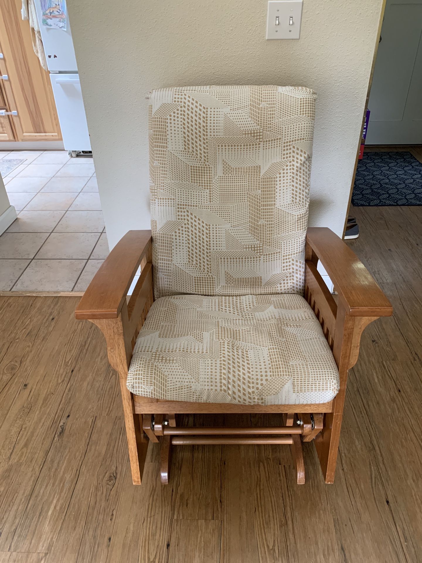 Wood Rocking Chair With Cushion 