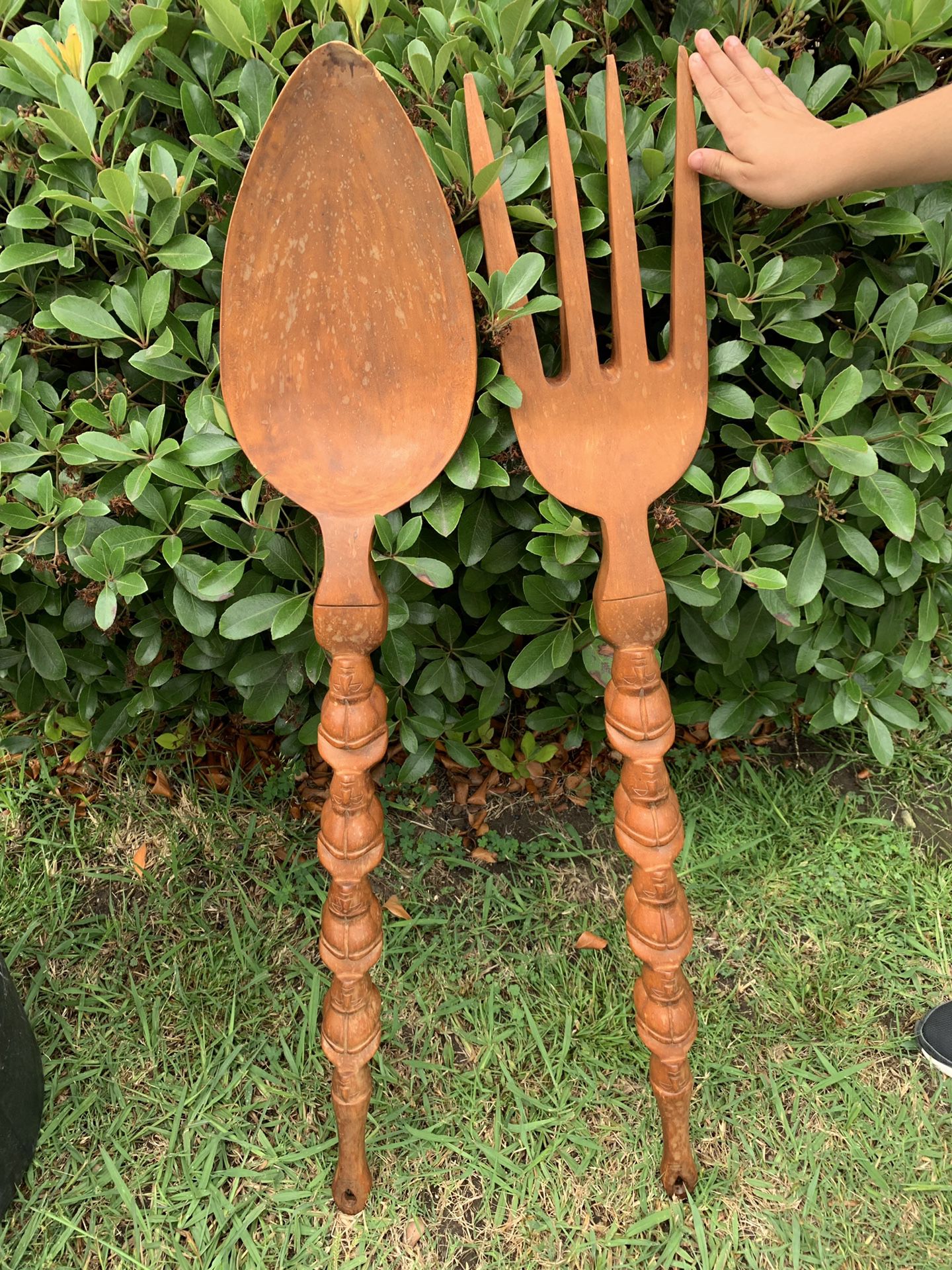 Wooden fork & spoon decor- great for kitchen