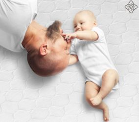 Bioweaves 100% Organic Cotton Mattress Pad Cover, GOTS Certified Cooling 300GSM Quilted Fitted Mattress Topper