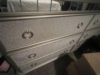 Bed Room Set