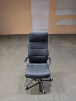 Brand new leather highback executive task chair