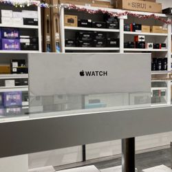 Apple Watch SE Gen 2 40mm Starlight 