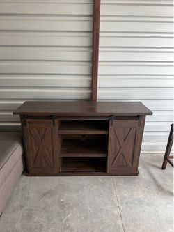 Tv stand