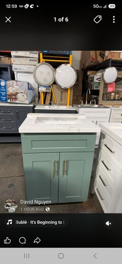 Green 24” Vanity Carrara Gold Countertop