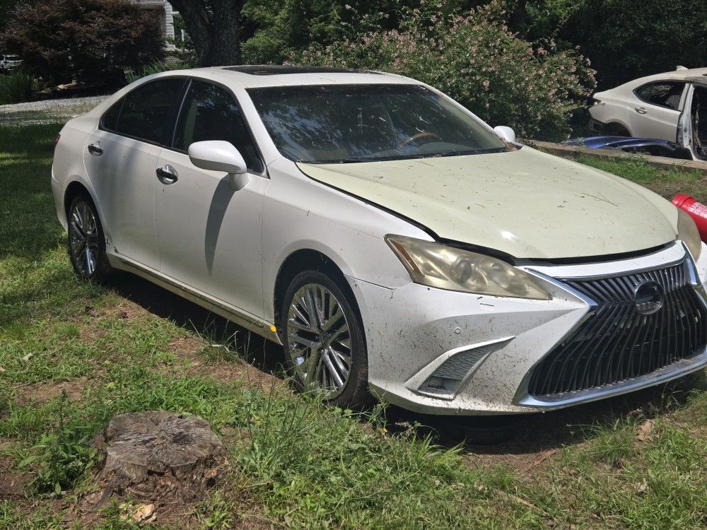 08 Lexus Es350 (All Parts Available)