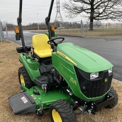 2022 John Deere 1023E Tractor With Belly Mower