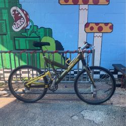 Cannondale SuperV900 Mountain Bike Full Suspension (Medium)