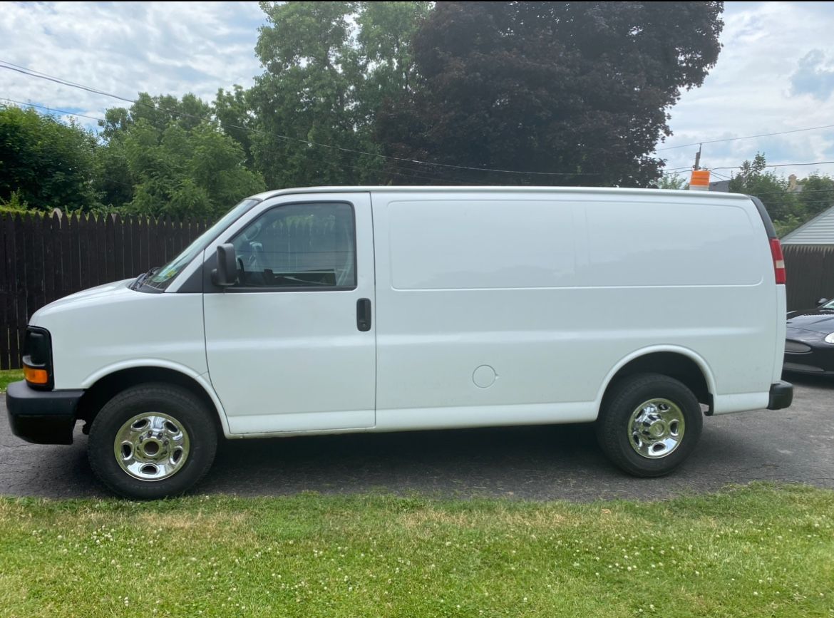 2013 Chevrolet Express Cargo Van