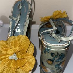 Circus NY by Sam Edelman - Siena Flower Platform 