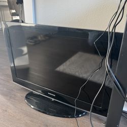 33" Samsung television