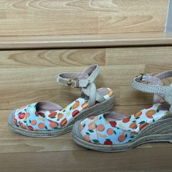 Adorable Cole Haan Espadrilles 8.5