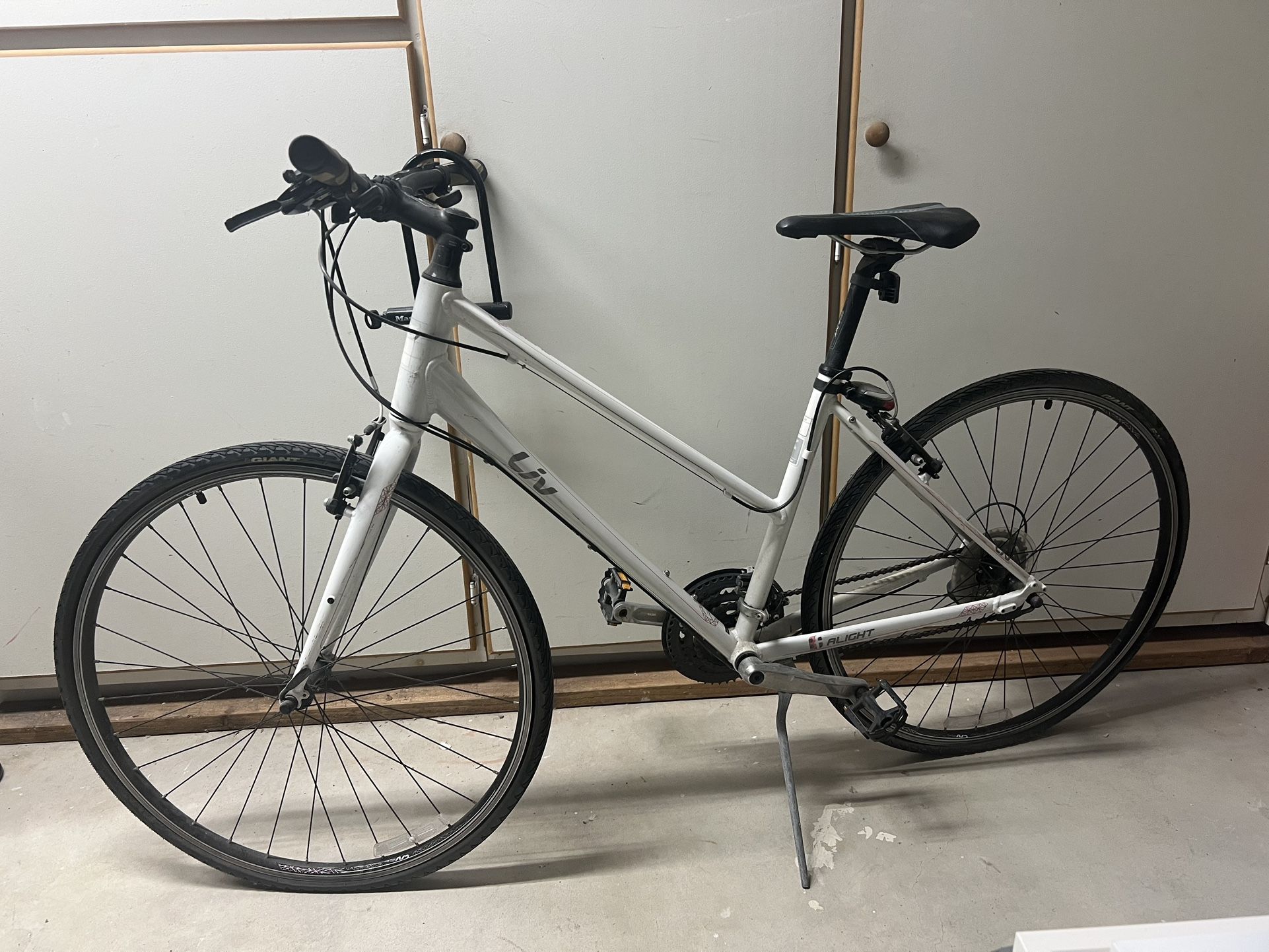 Liv Alight Bike Medium