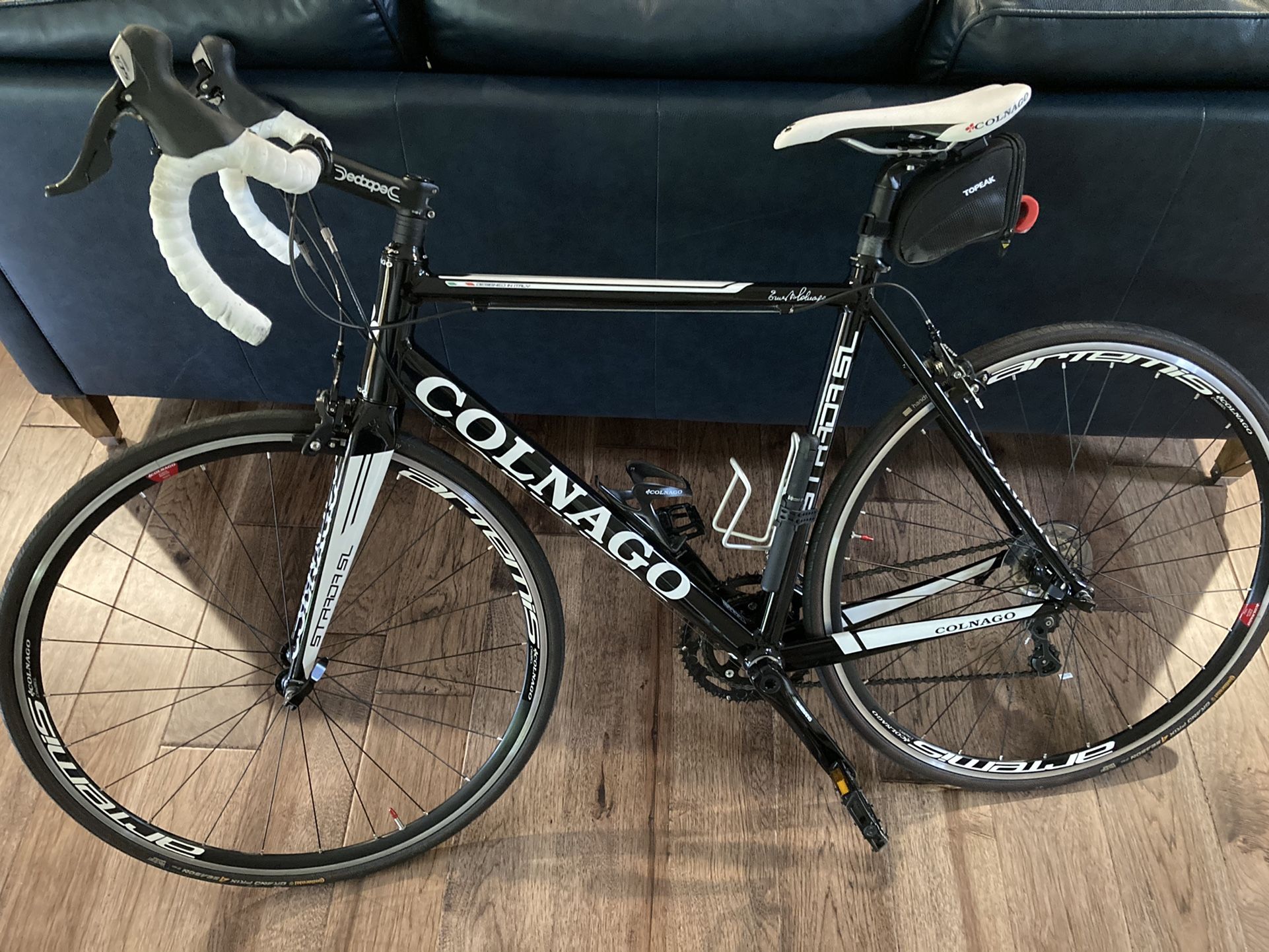 Road Bike COLNAGO Strada SL. Size 52s.