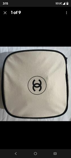 NWOT Chanel Les Beiges Bag