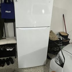 LG 20.2 Cu-ft Too Freezer Fridge