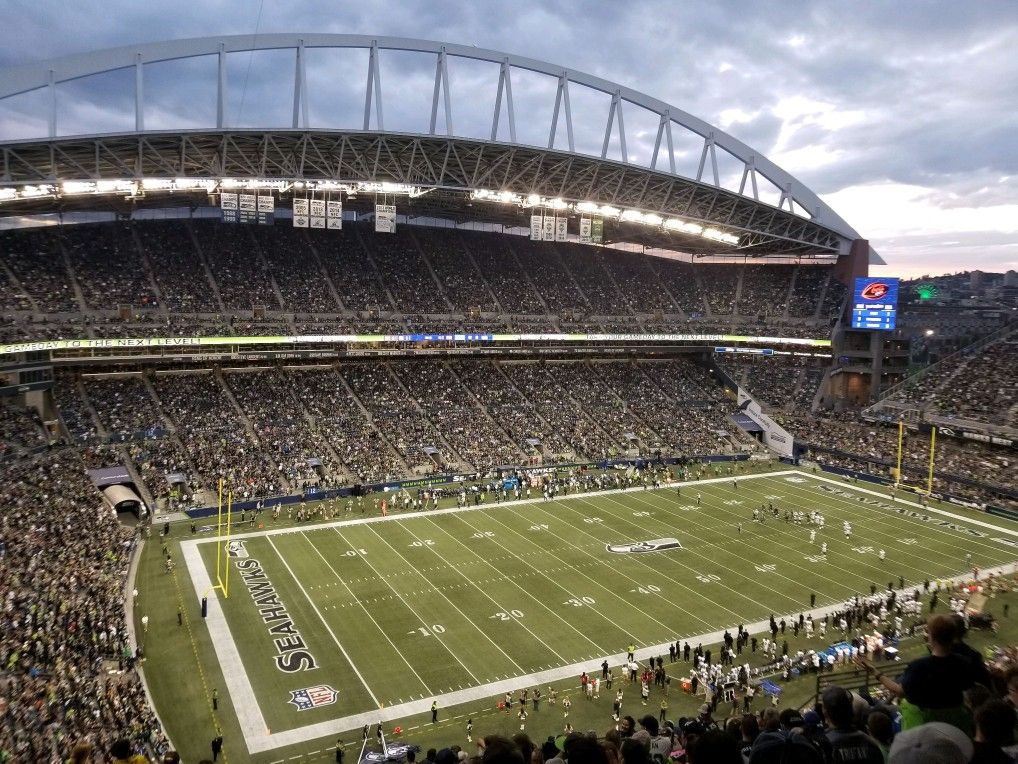 10/7/2021 *2 tickets* TNF-Seahawks vs Rams (FACE VALUE)
