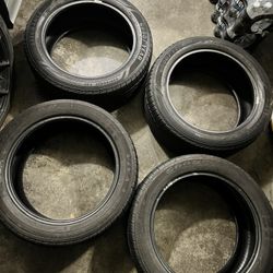 Set Of 4 Goodyear Assurance & Viva 3 All Season 225/50R17